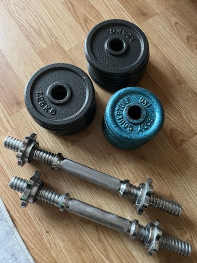 2x 9kg cast iron dumbbells