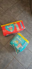 Jumbo Packs of Pampers nappies size 7