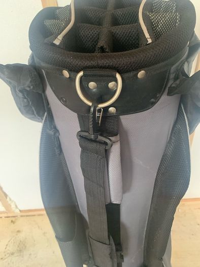 Spalding Golf bag w cooler, Raincover, & carry strap