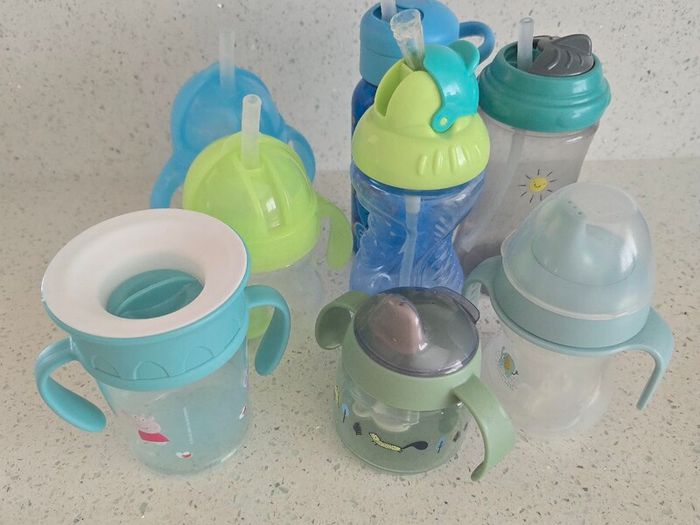 8 Toddler sippy cups and straw cups