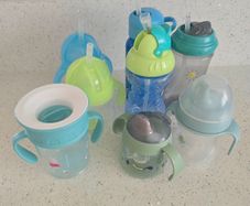 8 Toddler sippy cups and straw cups