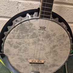 Banjo 4 string