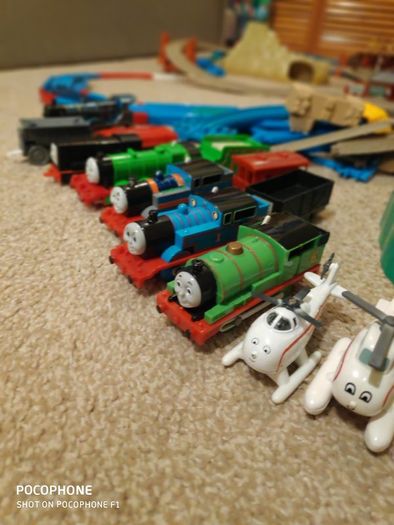 Thomas and friends battery powered big set