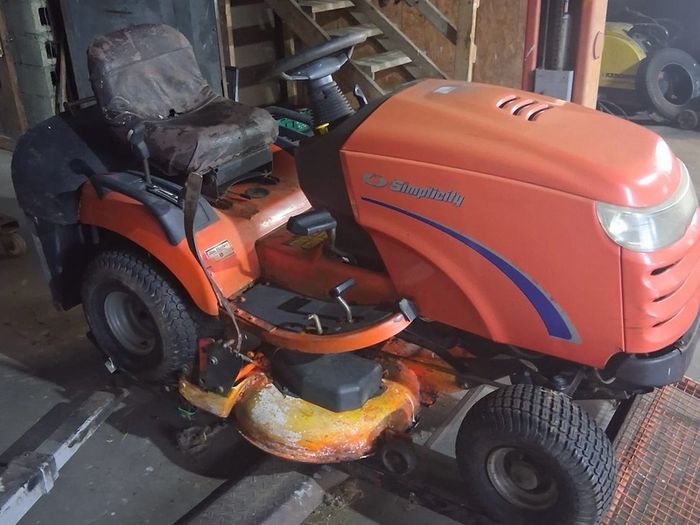 Simplicity baron ride on mower