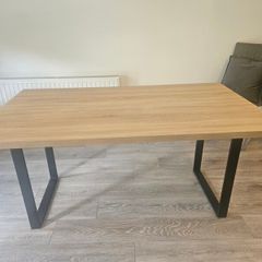 Table and 4 chairs