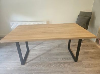 Table and 4 chairs