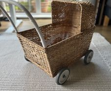 OlliElla Rattan strolley