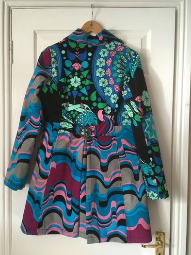 Designer Coat--- Custo Barcelona----Womens Size 40----UK 12