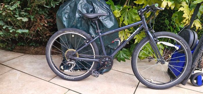 Vitus Twentyfour Kids Bike  Excellent Condition