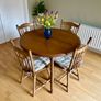 Dining table & 4 chairs Image 5