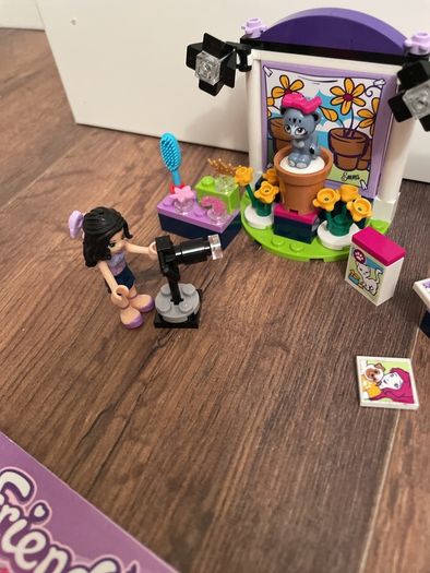 LEGO Friends Emma  Photo Studio