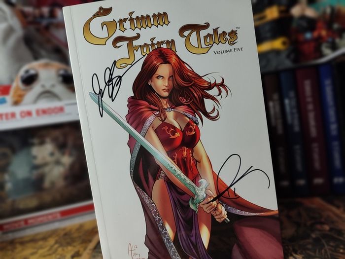 Grimm Fairy Tales ! Vol 1-7 ! SIGNED by Joe Tyler and Ralph Tedesco ! AUTOGRAPH ! by Zenoscope Entertainment !