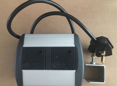 81PS01 2 Way 13Amp On-The-Desk Power Module