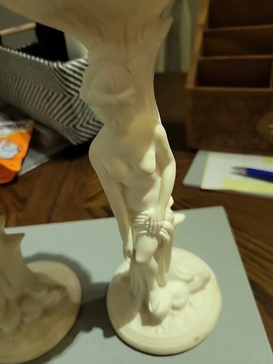Vintage faro figurines