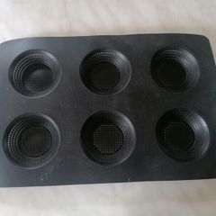Perforated Silicone Tartlet Moulds