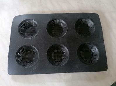 Perforated Silicone Tartlet Moulds