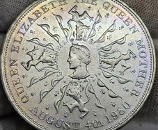Great Britain 1980 Crown in Williams and Glyns Bank Holder Stunning Rainbow Toned!!