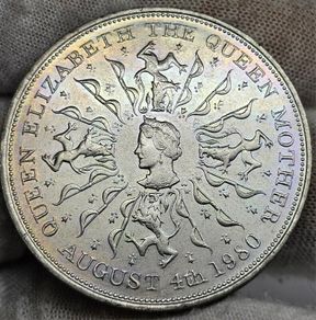 Great Britain 1980 Crown in Williams and Glyns Bank Holder Stunning Rainbow Toned!!
