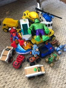 toys