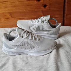 2020 nike downshifter 10 Size 6.5 eu 40 white In excellent condition