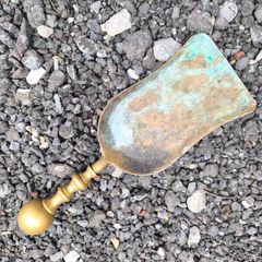 Antique fire shovel