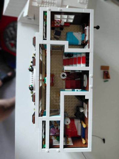 Lego Home Alone house 21330