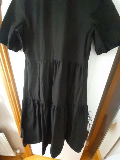 ladies black dress