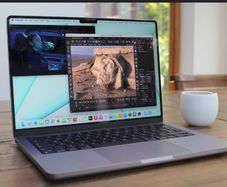 Apple MacBook Pro 14-inch (M1 Pro, 16GB RAM, 512GB SSD) - 88% Battery