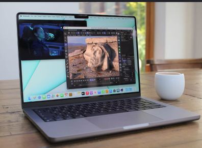 Apple MacBook Pro 14-inch (M1 Pro, 16GB RAM, 512GB SSD) - 88% Battery