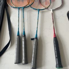 badminton rackets with case