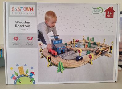 Little Town Wooden Road Set