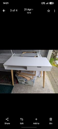 bedroom desk