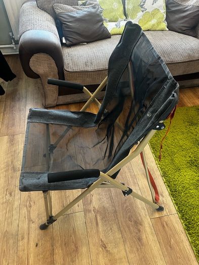 tent & chairs