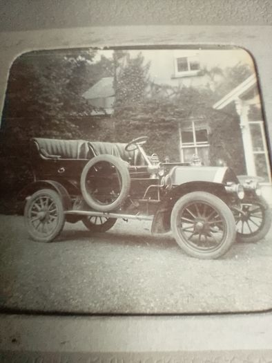 Can post antique photo album