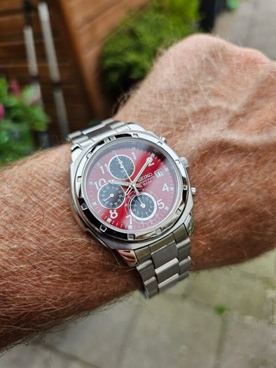 Watch Seiko Chronograph Panda.