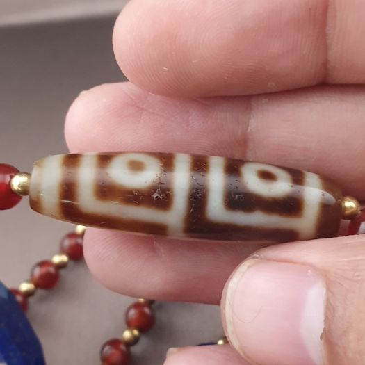 Antique 4 Eyes Himalayan Tibetan Agate With African Carnelian & Lapis Necklace
