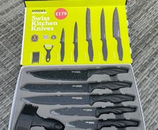 kitchen knives
