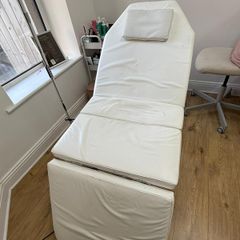 massage bed