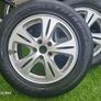 Tyers And Alloy Ford Galaxy 215/60/16 Image 3