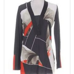 Woman's Top NEW