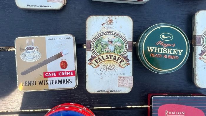 9 vintage collectable Tins
