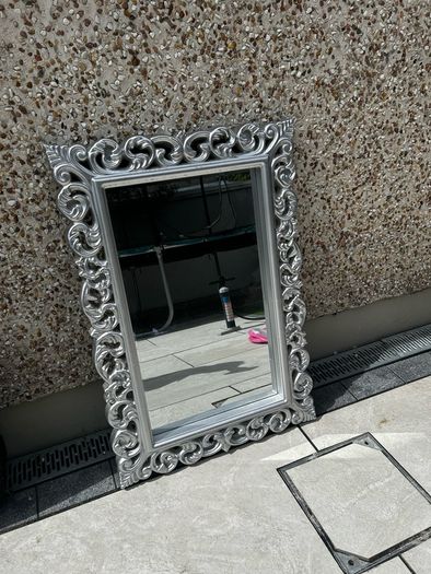 Beautiful mirror video for girl bedroom