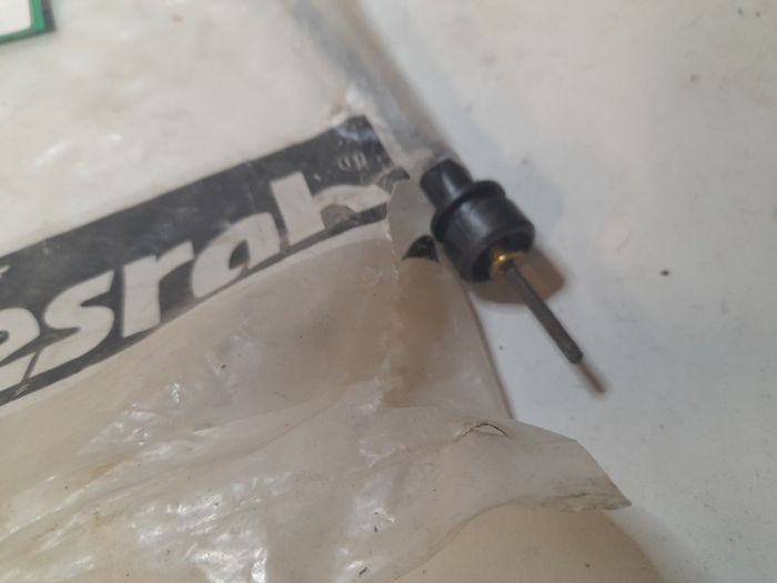 Yamaha DT175MX Speedo Cable Versah
