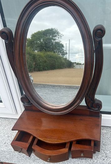 Antique style dressing table mirror