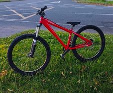 diamond back dirt groove dirt jumper