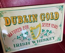 Vintage 'Dublin Gold' metal bar display