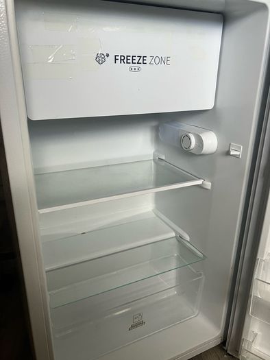 Fridge Freezer - Under Counter Compact Fridge with Freeze Zone