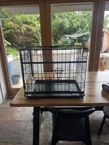 Dog crate