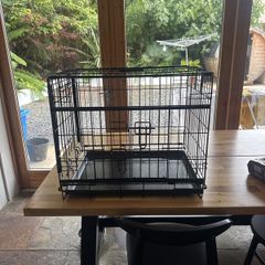 Dog crate