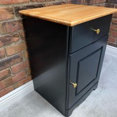 Bedside Locker / Table
